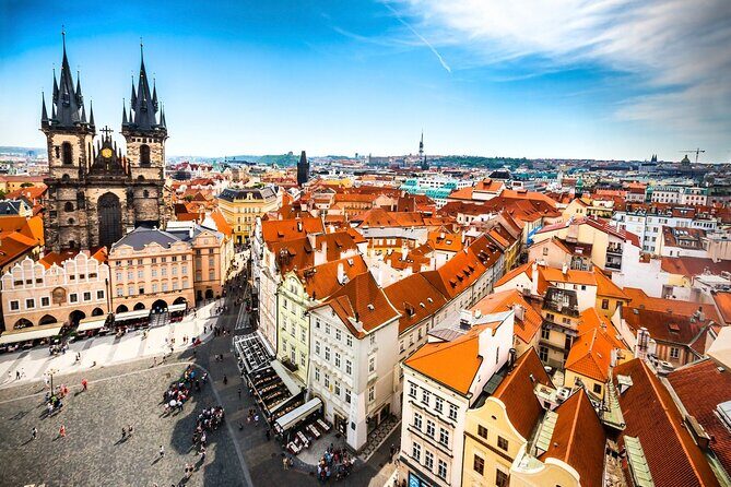 2-Hour Old Town and Jewish Quarter Tour in Prague - Staroměstské náměstí: Prague’s major square, staged with history