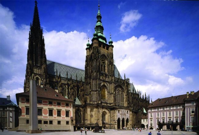 3-Hour Prague Castle & Interiors Tour - Inside Prague Castle’s Royal Power: Royal Palace + St. Vitus Cathedral
