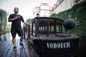 Charles Bridge: River Boat Cruise & Guided Tour ️with PragueWay - Meeting at Mostecká and timing your 1:30 start