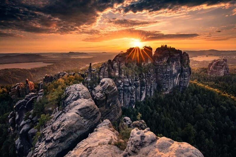 From Prague: Bohemian & Saxon Switzerland All-Inclusive Tour - Kamenice Gorge: Long-Tail Boat Ride Meets a Gondola Moment