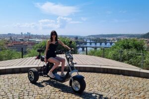 Live-Guided ️Trike-Harley️ Viewpoints tour of Prague - Getting ready: training, helmets, ponchos, and that first test drive
