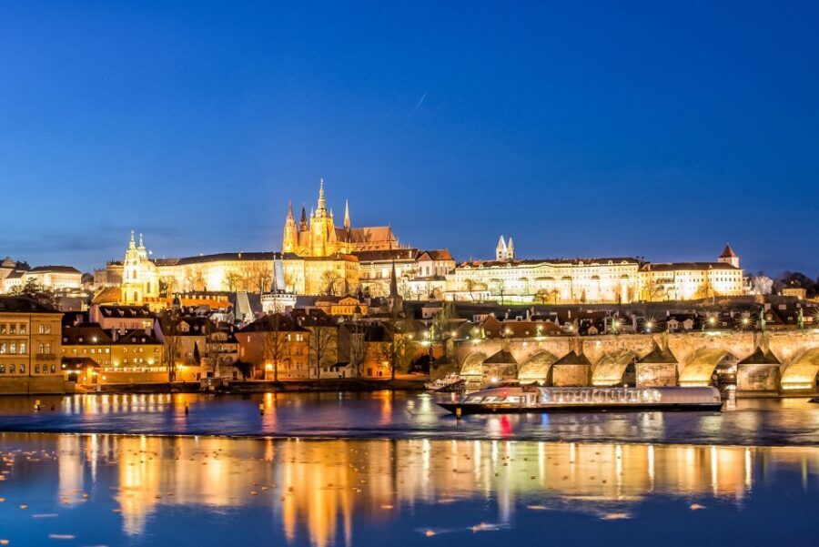 Prague: 50-Minute Sightseeing Evening Cruise - Key Things I’d Prioritize