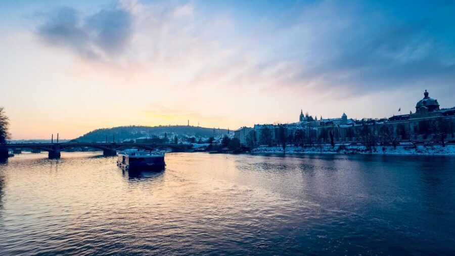 Prague: 50-Minute Sightseeing Evening Cruise - Seating Strategy: Open Deck vs. Inside Comfort