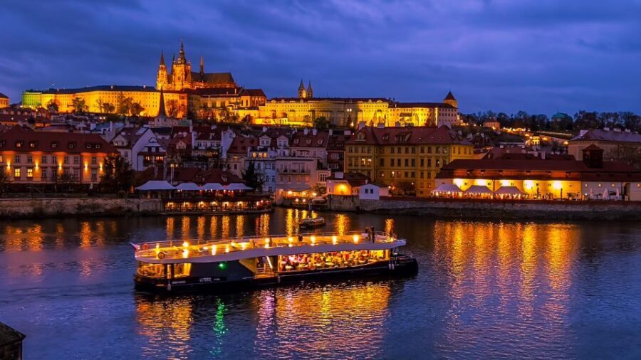 Prague: 50-Minute Sightseeing Evening Cruise - Prague Castle: The Biggest Complex, Framed by the River