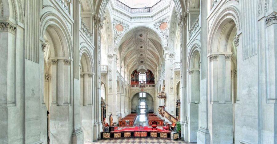 Prague: A. Vivaldi Four Seasons at St. Salvator Church - Who should book this concert (and who might skip it)