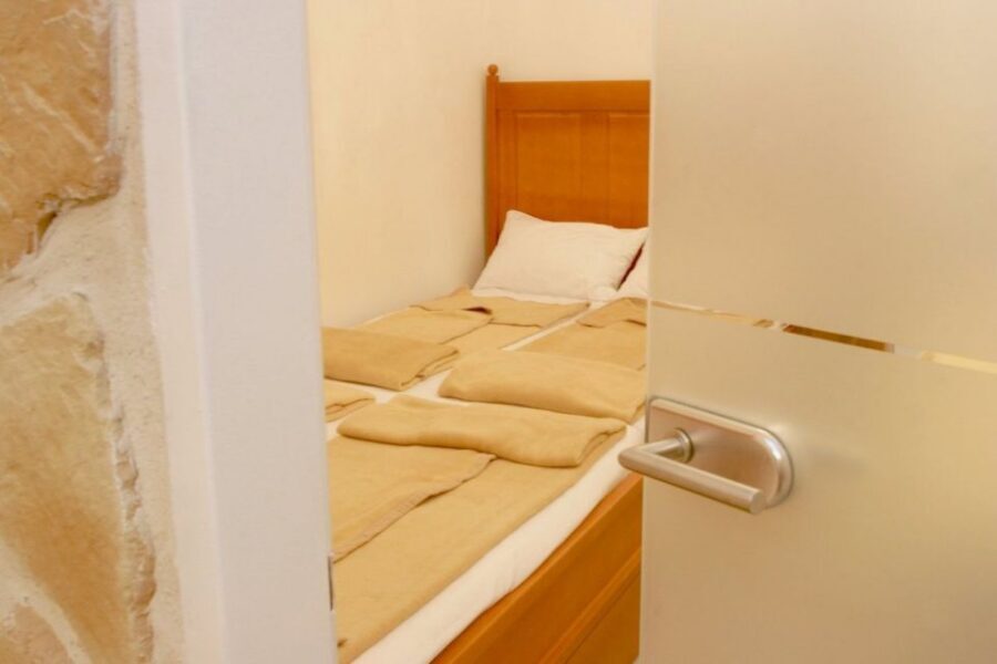 Prague: Beer Spa Bernard with Beer and Massage Option - From Check-In to Soak Time: How Your One-Hour Session Runs