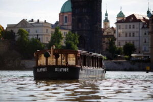 Prague: Canal Cruise Around Charles Bridge - Price and value: $25 for a boat ride plus a real add-on