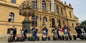 Prague: City Highlights Guided Electric Trike Tour - Safety setup and the supervised test drive (you’ll feel it on day one)