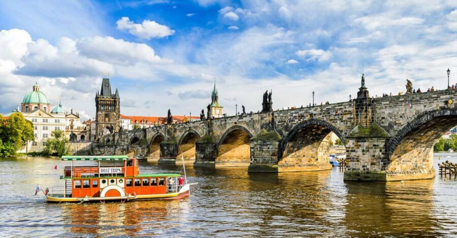 Prague: City Highlights Private Walking Tour - Hotel pickup, then a guided rhythm you can actually keep up with