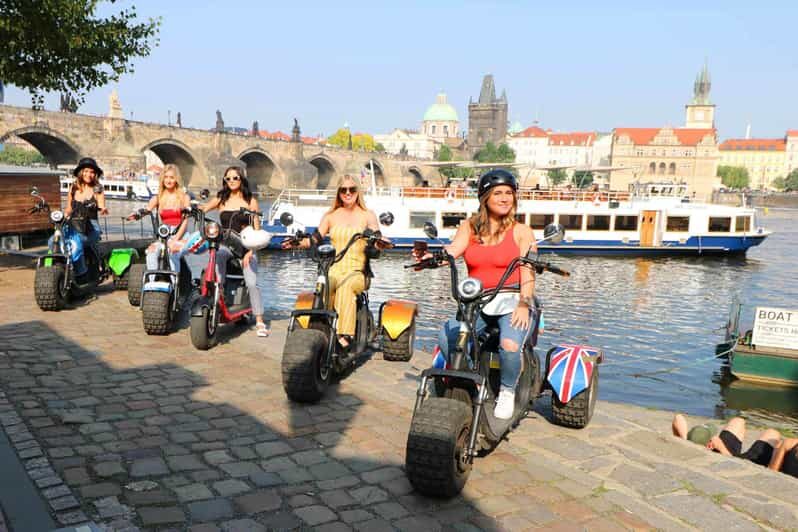 Prague: Electric Trike Viewpoints Tour - Training, speed limits, and who can drive