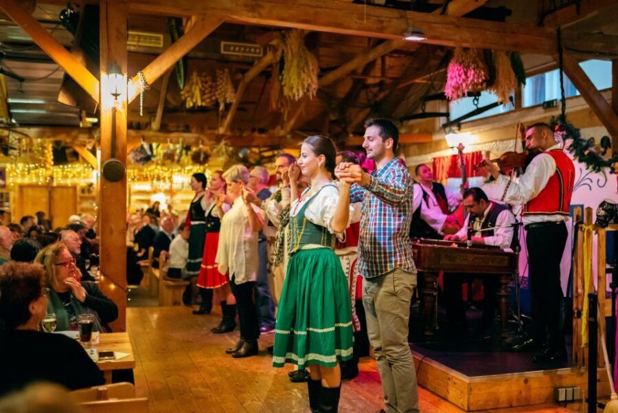 Prague: Folkloric Dinner Show with Unlimited Drinks - Final verdict: should you book this Prague folklore dinner show?