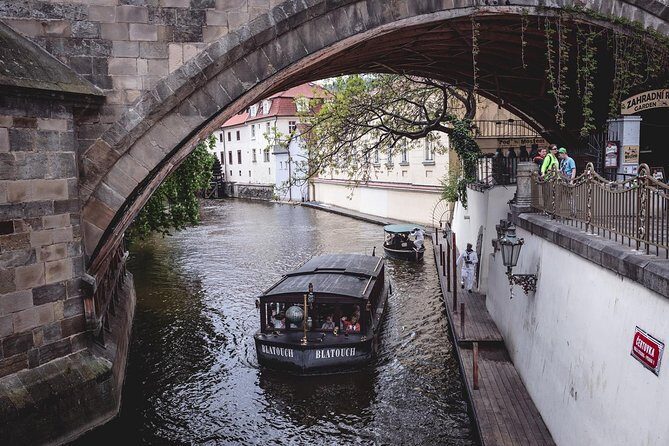 Prague Food Tour with 10 Tastings of Authentic Czech Classics - What you’ll actually taste: Czech classics in a 10-stop lineup