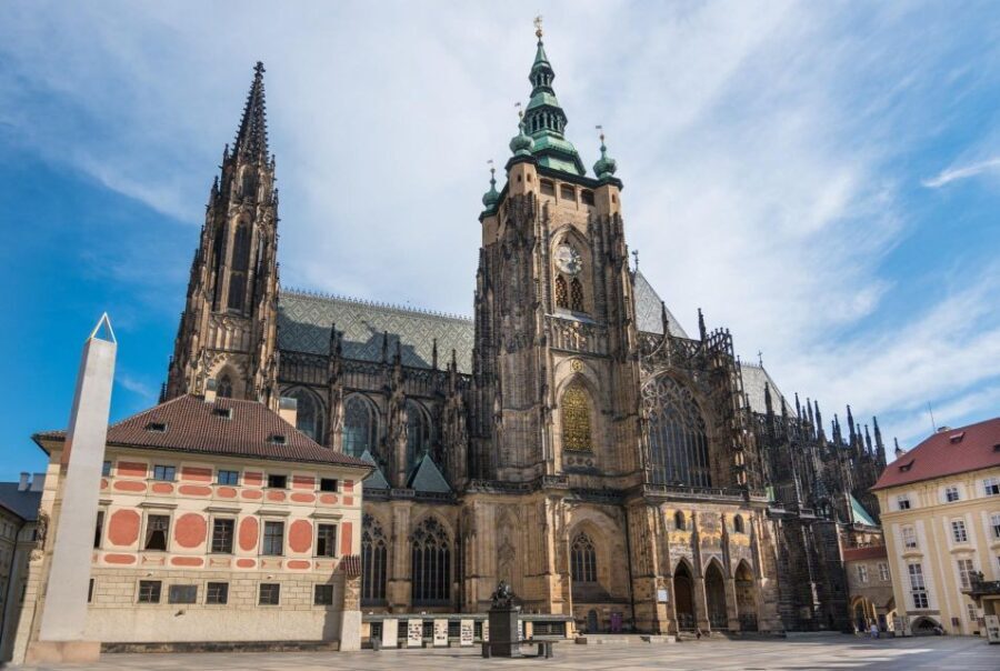 Prague Hradcany Castle, St Vitus Cathedral Tour with Tickets - St Vitus Cathedral and the Old Royal Palace: the ticketed anchors
