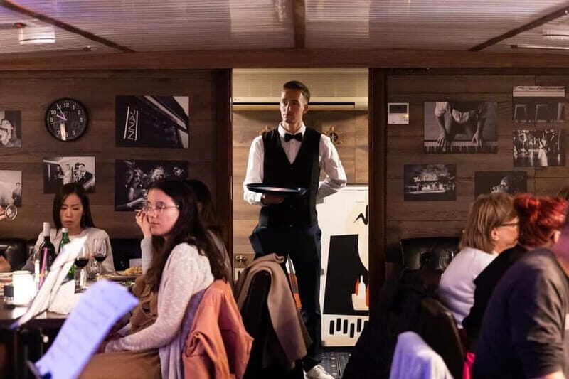 Prague: Jazz Boat Cruise with Live Concert and Optional Meal - Cruising the Vltava: What You’ll Notice as You Pass Through the Center