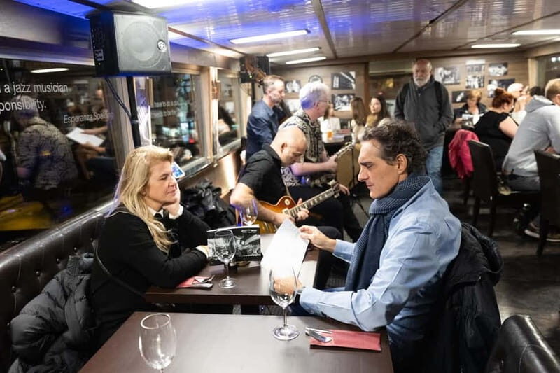 Prague: Jazz Boat Cruise with Live Concert and Optional Meal - The Live Concert Format: Three Sets, Two Breaks, and Real Small-Stage Jazz