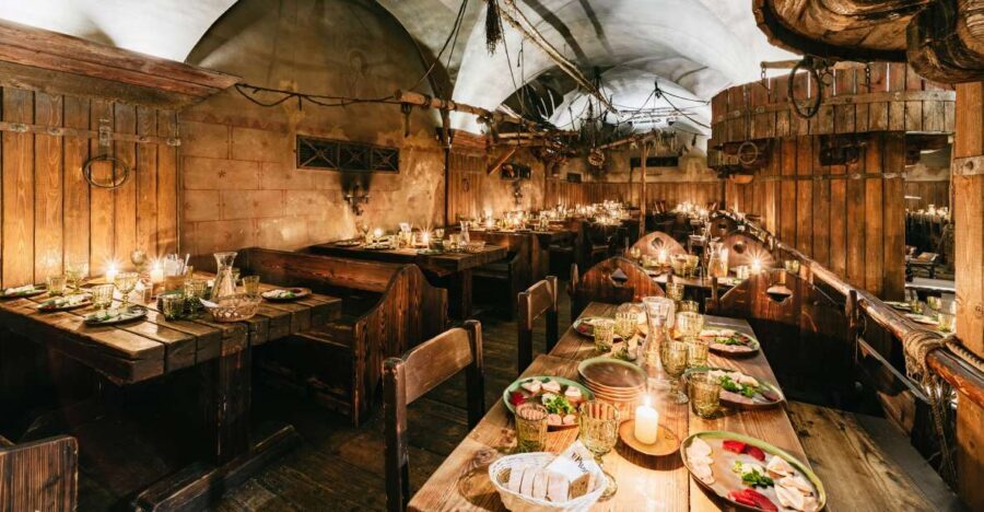 Prague: Medieval Dinner with Unlimited Drinks - 3 Courses vs 5 Courses: Picking Your Meal Like a Pro