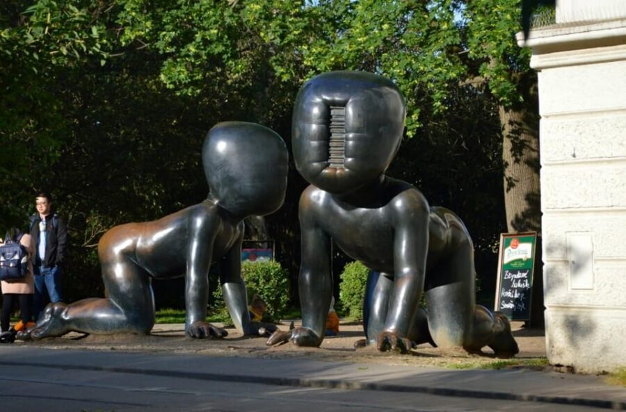 Prague: Modern Architecture and Design Guided Tour - Practical expectations before you go