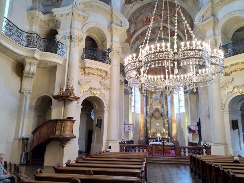 Prague: Old Town and Classical Concert Tour - The walking portion: UNESCO Old Town to the Jewish Quarter