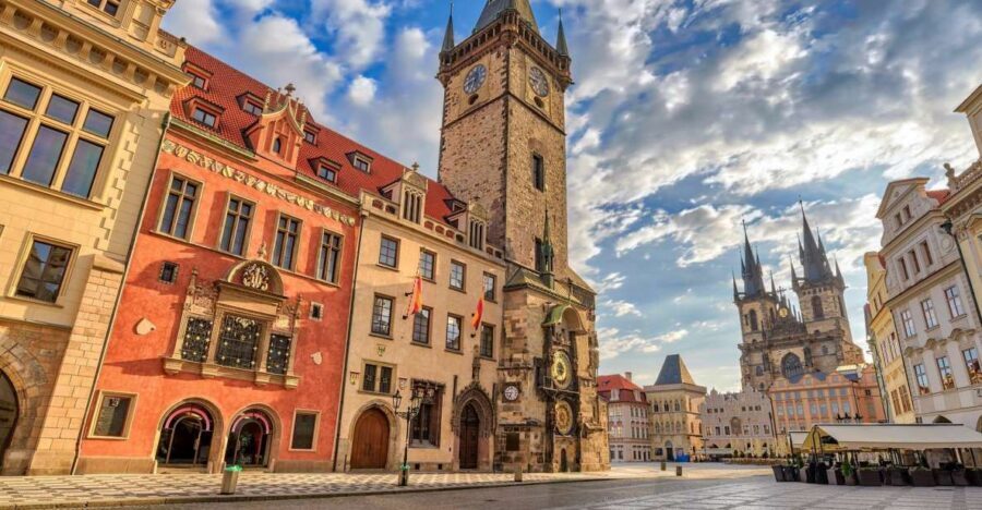 Prague: Old Town, Jewish Quarter & Astro Clock Walking Tour - Finding Na Příkopě 23 Without Stress