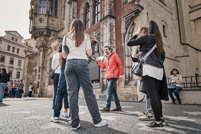 Prague Old Town, River Cruise and Prague Castle Sightseeing Tour Including Lunch - From Foreign Merchants to Gothic Icons: Old Town Walk Highlights
