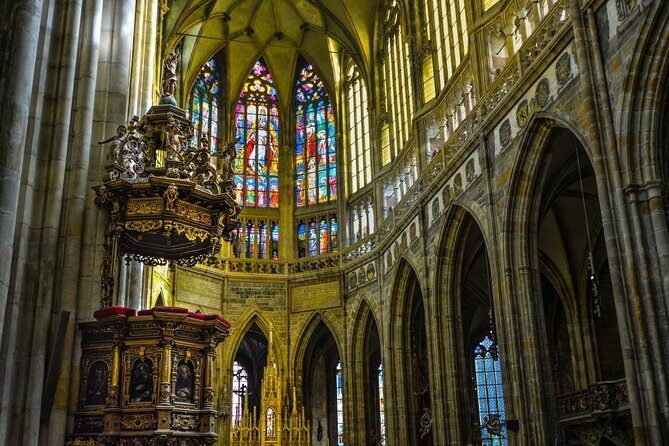Prague Private Custom Full-Day Tour: Prague Castle and Old Town - Prague Castle: where architecture tells the story