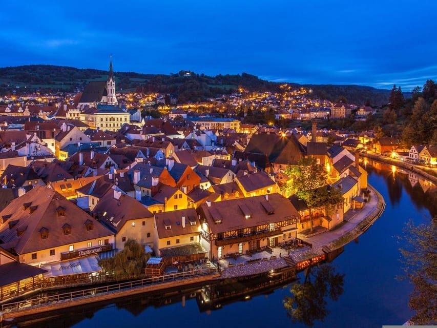 Prague: Transfer to Vienna via fabulous Cesky Krumlov - Price and value: is $262 per person fair for this one-day format?