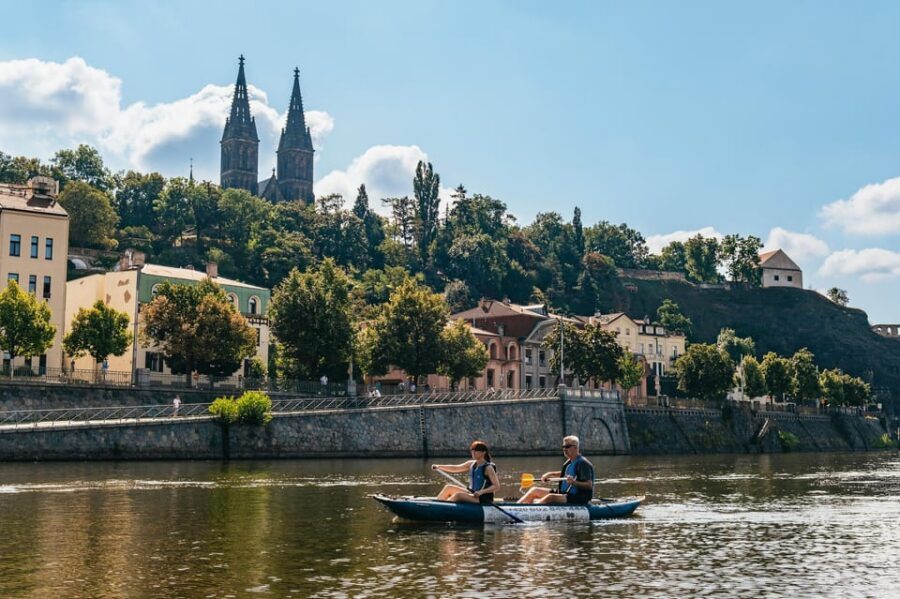 Prague: Vltava River Guided Canoeing Tour - Gear check and paddling basics before you head downstream