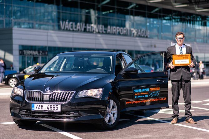 Private Arrival Transfer: Prague Airport - Drop-Off Flexibility and the Help You Might Get on the Way