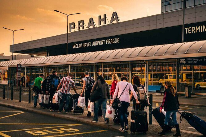 Private Departure Transfer: Prague Airport - Departure Planning: How Early You Should Schedule Pickup