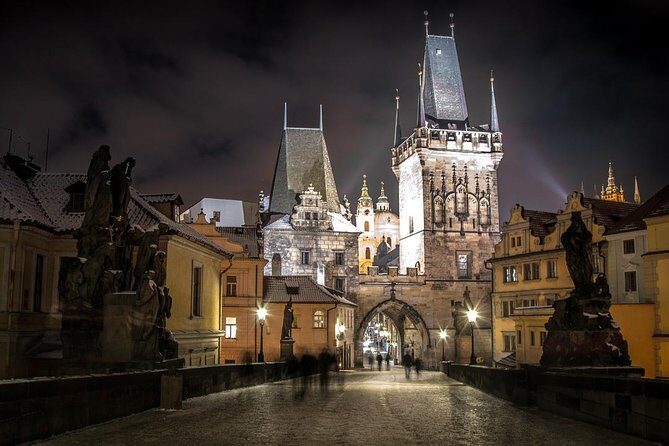 Private Sightseeing in Prague By Night - Private Car Flow, and What It Means for Your Evening