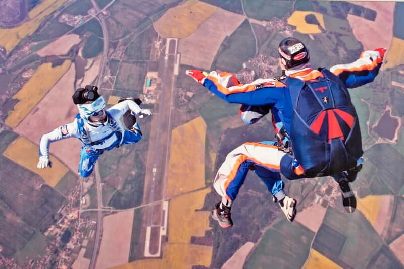 Tandem Skydiving Adventure in Prague - Safety and Tandem Pilots: What “No Training Needed” Really Means