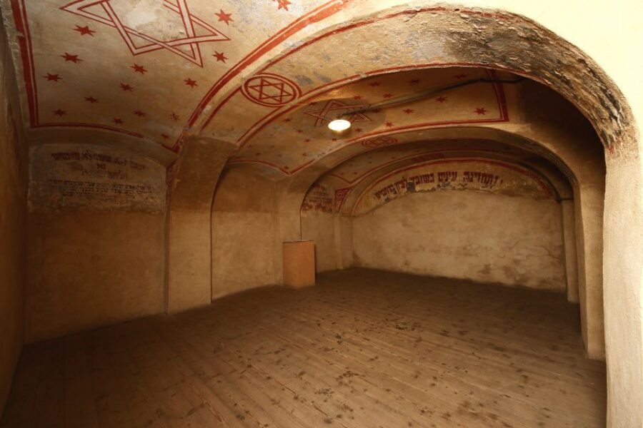 Terezin Memorial: Entry Ticket Combo w. Guided Walking Tour - The Ghetto Museum: self-guided, so read slowly