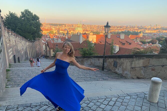 The Best of - private tour with PERSONAL PRAGUE GUIDE - Stop 1: Prague Castle Grounds and the Royal Residence Story