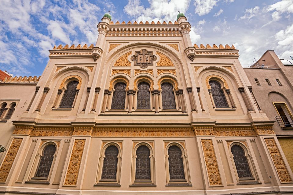 Prague: Classical Concert in the Spanish Synagogue - Inside the 60-minute flow: what happens before the music starts