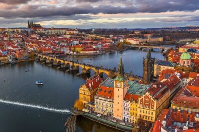 Prague Guided Walking Tour and Cruise with Authentic Czech Lunch - Prague Castle Grounds: St. Vitus Cathedral and the Royal Site Feel