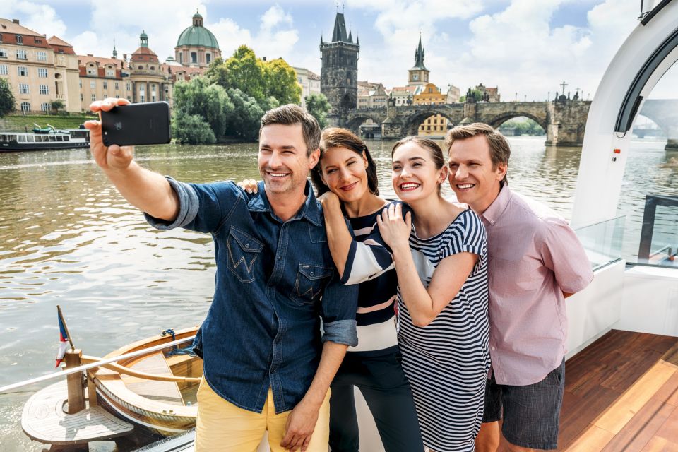 Prague: Vltava River Sightseeing Cruise - Charles Bridge and the Castle area: the views that make the cruise worth it